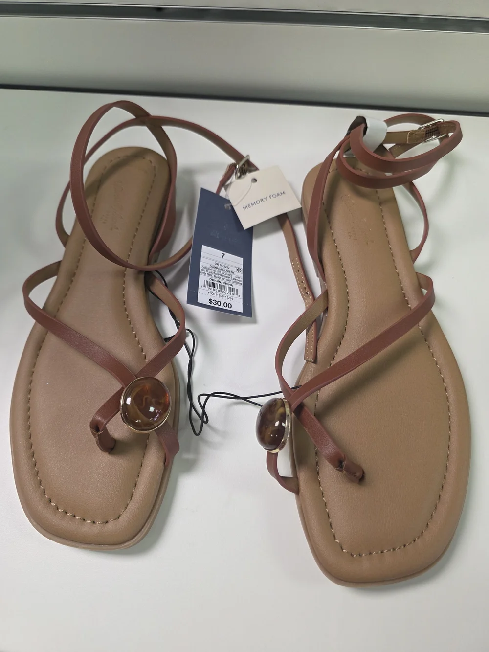 Universal Thread Tan Strappy Sandals with Amber Accent -Size 7